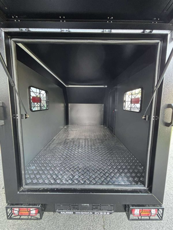 XS CARGO - 2025 (38) - Image 12